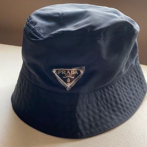 Prada bucket